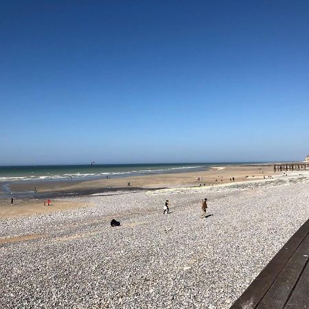 Joli Studio Meuble Proche De La Plage فول-لي-روز المظهر الخارجي الصورة