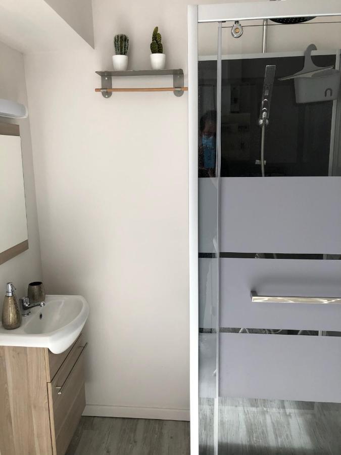 Joli Studio Meuble Proche De La Plage فول-لي-روز المظهر الخارجي الصورة